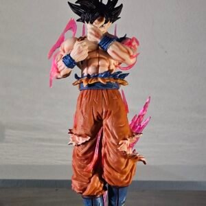 Goku 22 cm figure